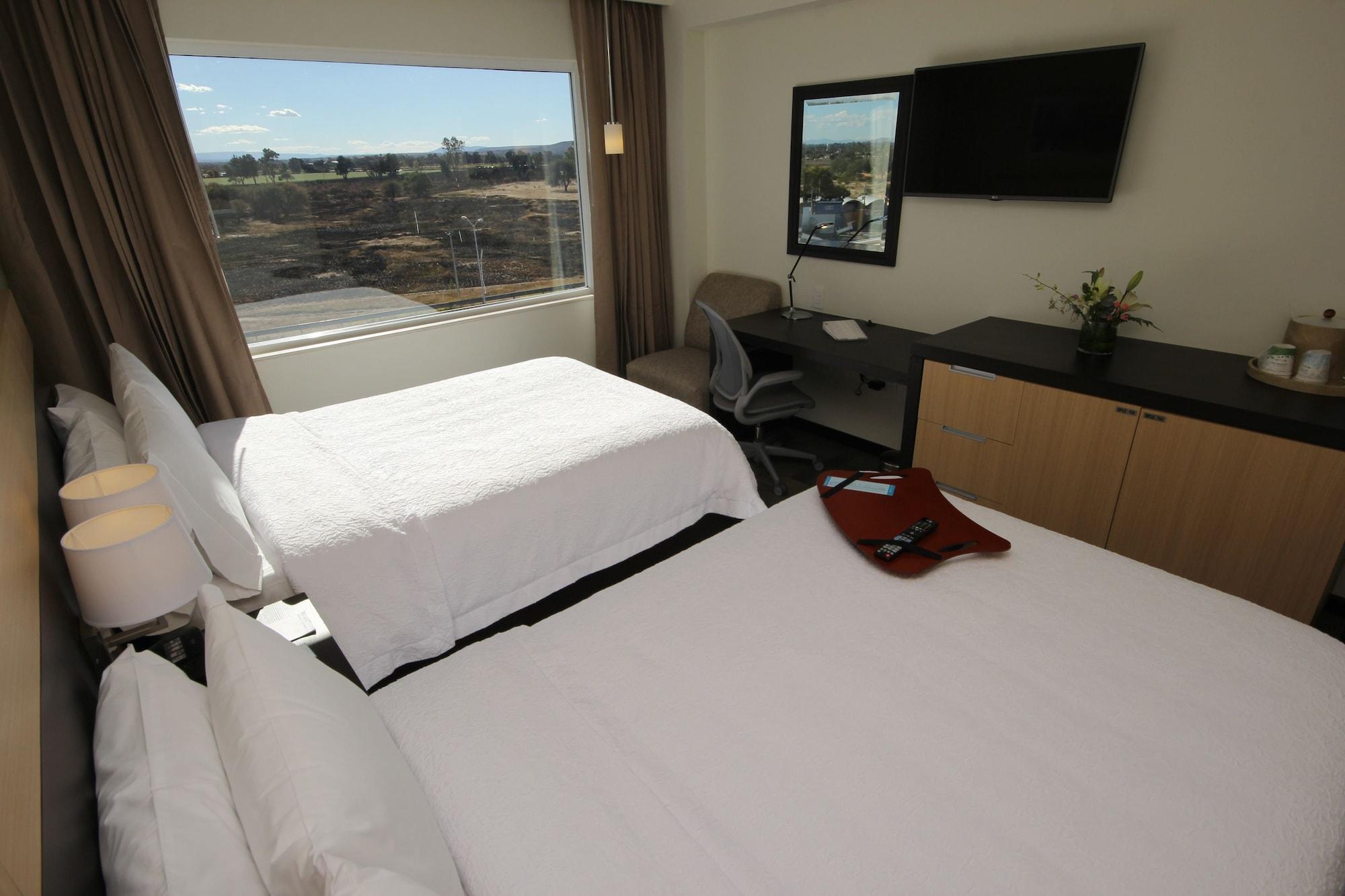 Hampton Inn By Hilton Silao-Aeropuerto, Mexico Buitenkant foto
