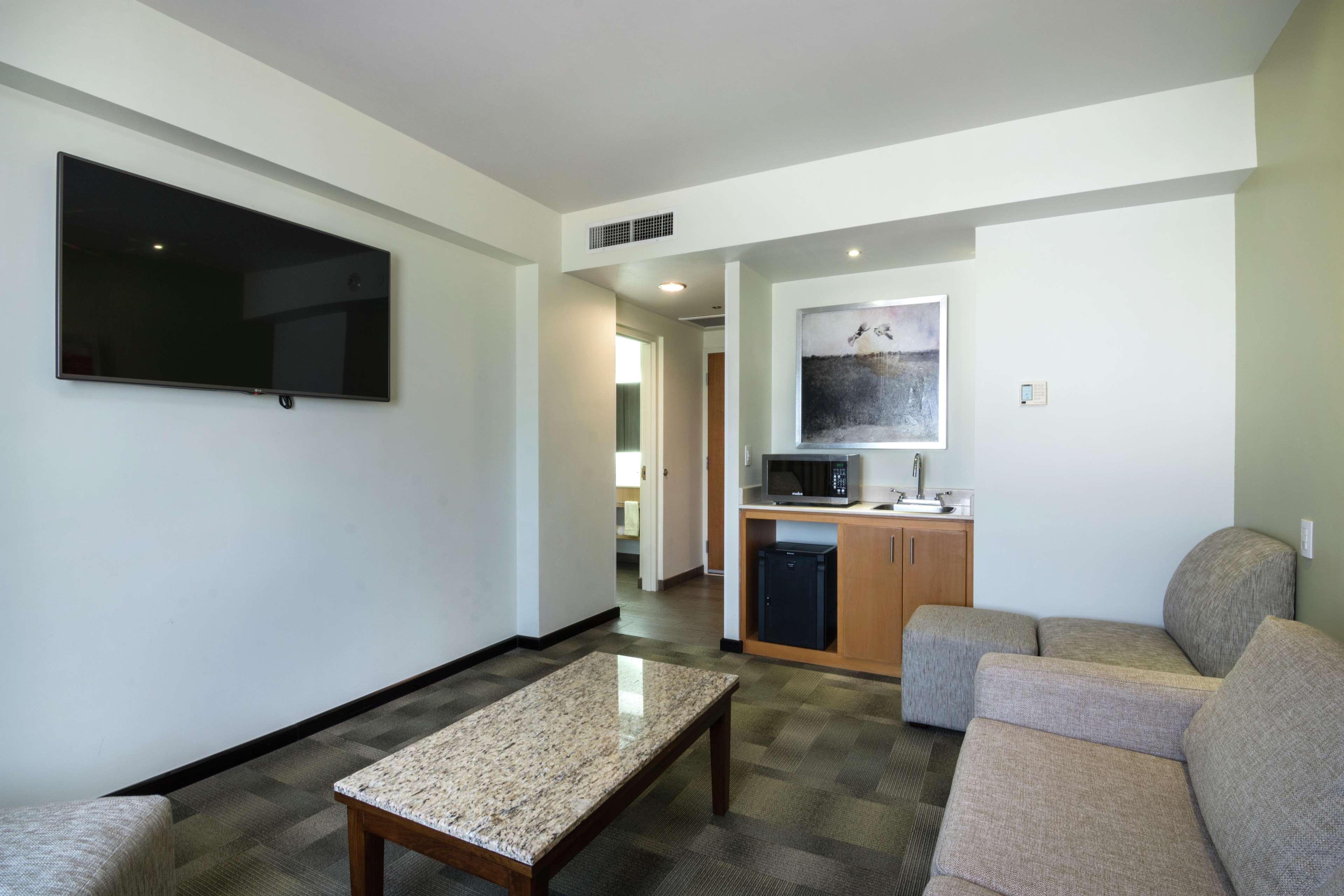 Hampton Inn By Hilton Silao-Aeropuerto, Mexico Buitenkant foto