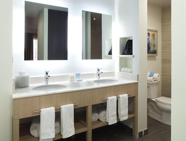 Hampton Inn By Hilton Silao-Aeropuerto, Mexico Buitenkant foto