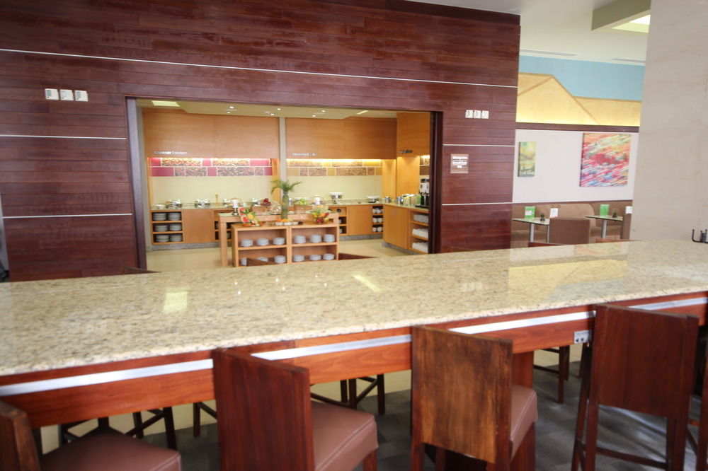 Hampton Inn By Hilton Silao-Aeropuerto, Mexico Buitenkant foto